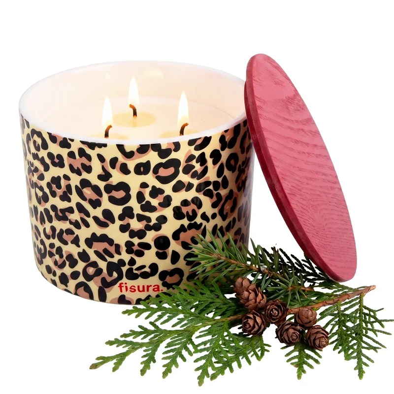 Vela de cerámica con tapa “Leopardo” – cedro