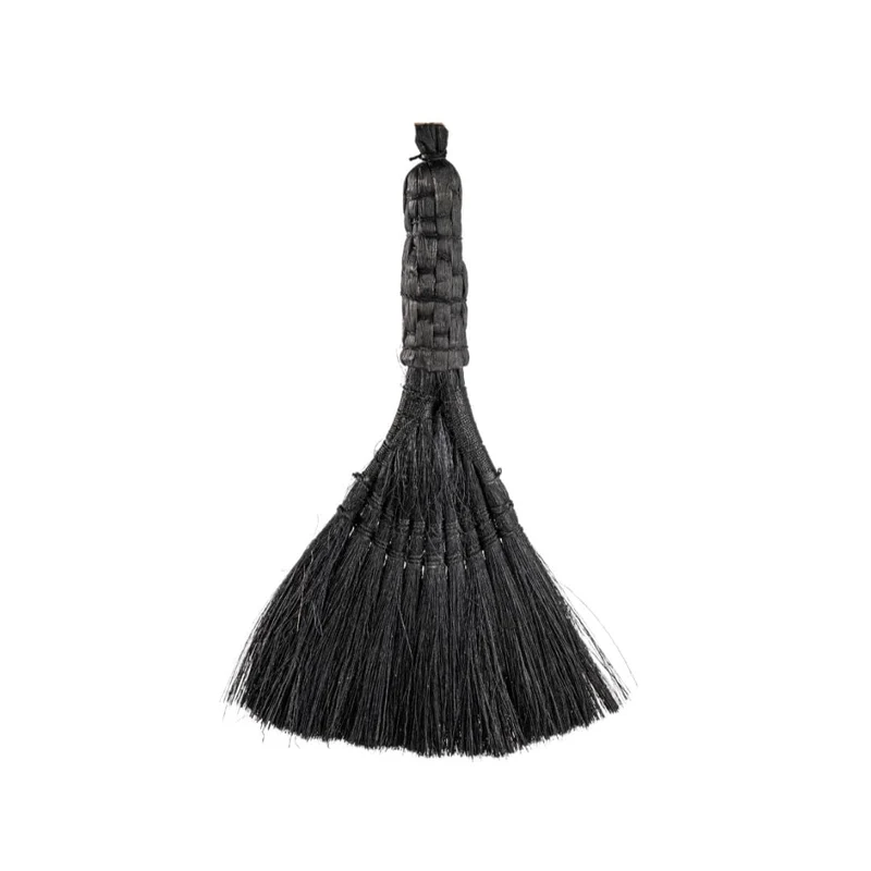 Short brush broom |