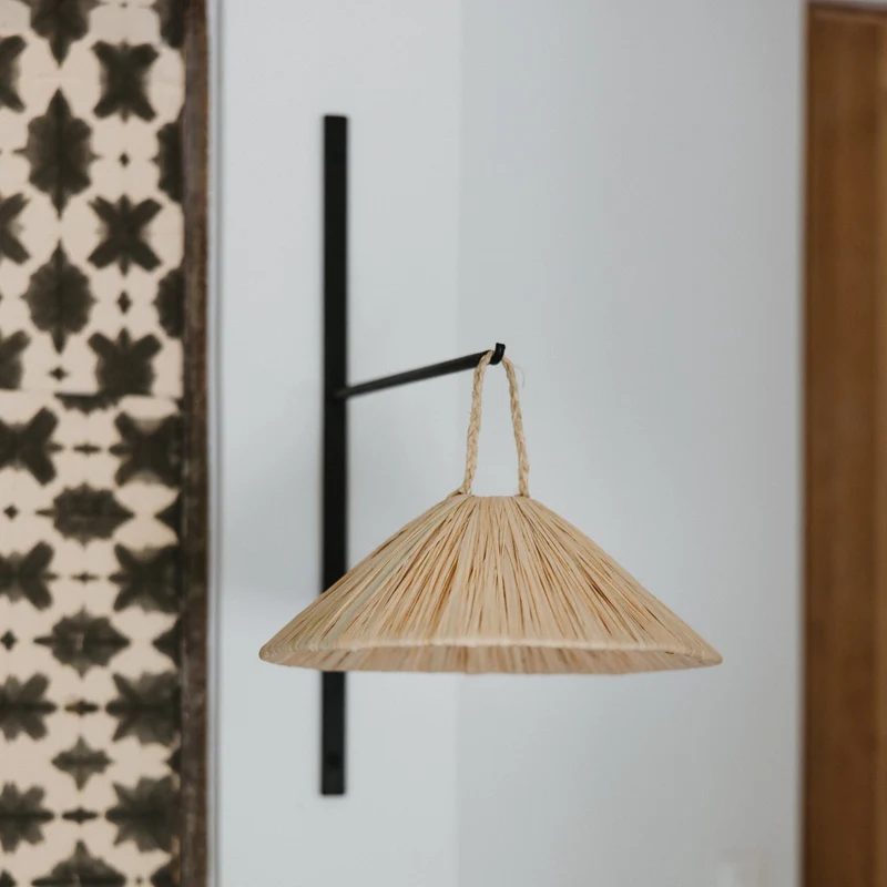 Suspension en raphia naturel tressé PARASOL 28 cm