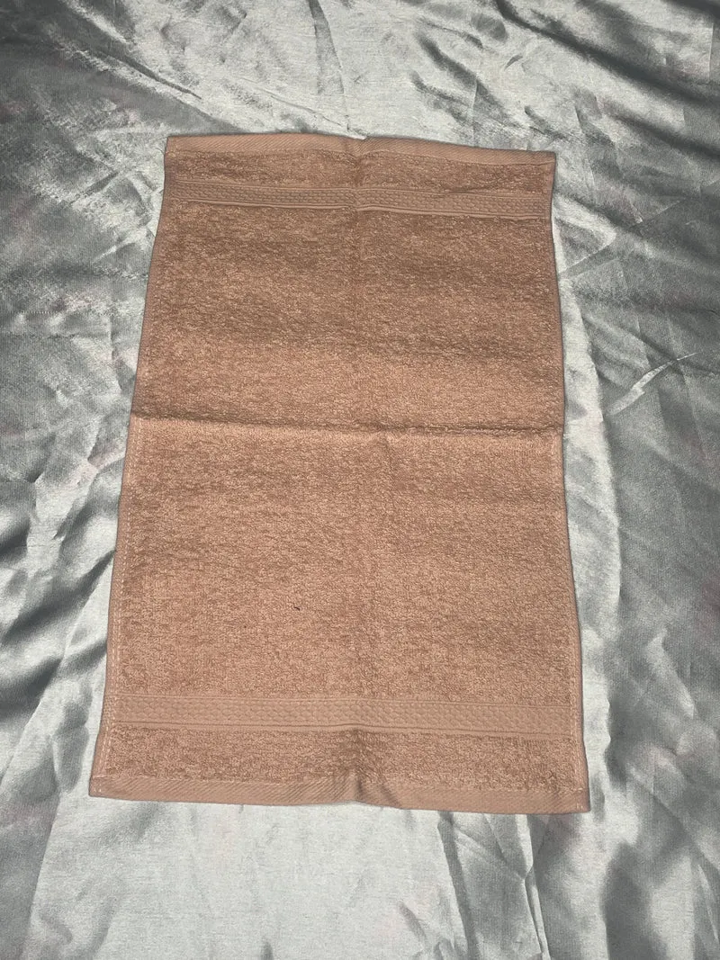 Petite serviette rose clair - personnalisée