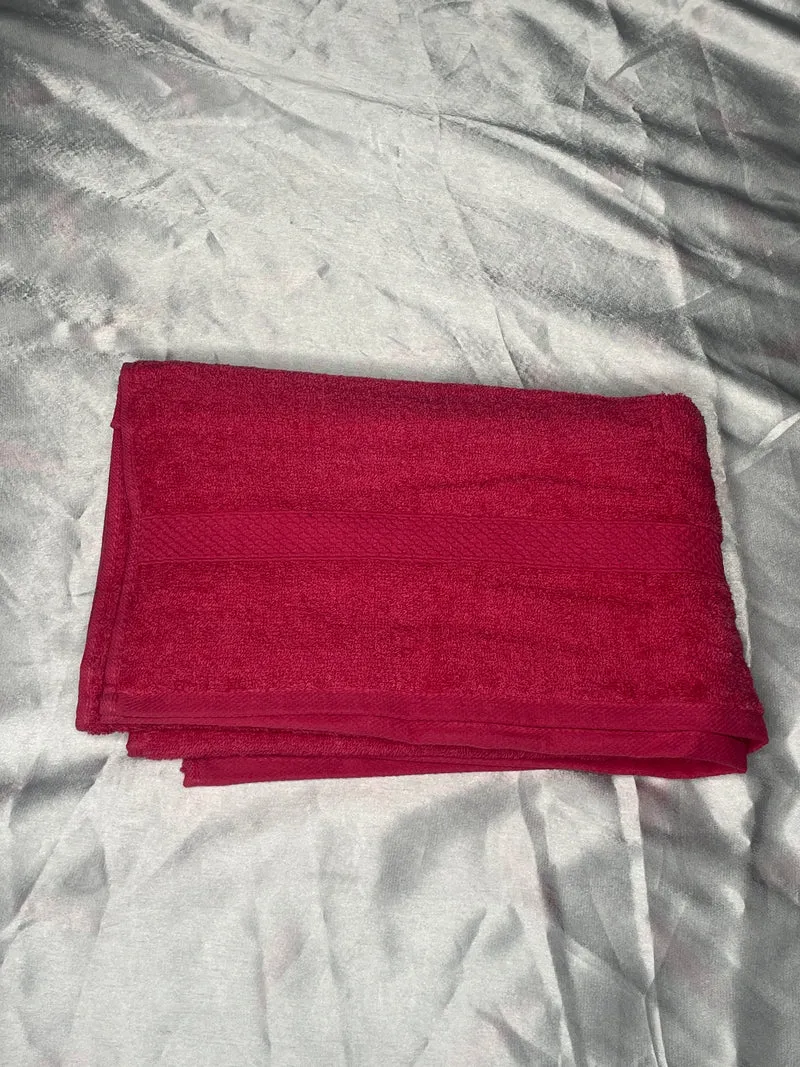 Grande serviette rose foncé - personnalisée