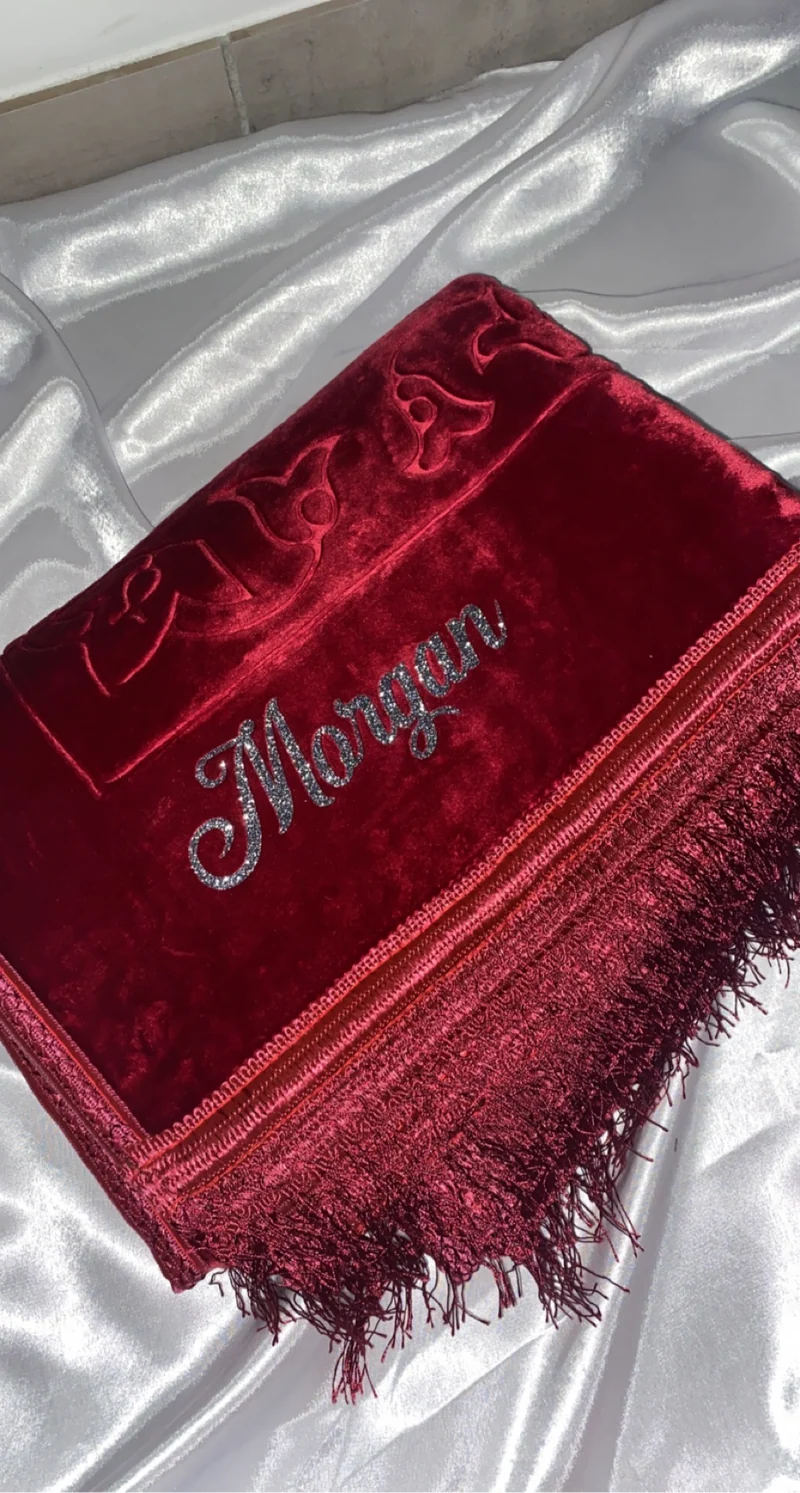 Tapis en velours épais rouge - personnalisé