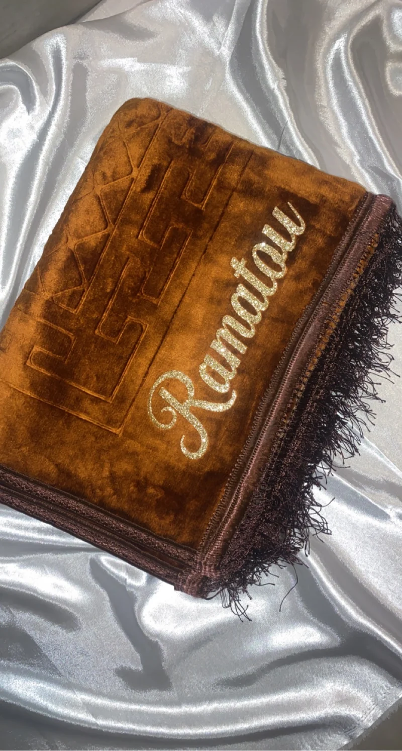 Tapis en velours épais gold brown - personnalisé