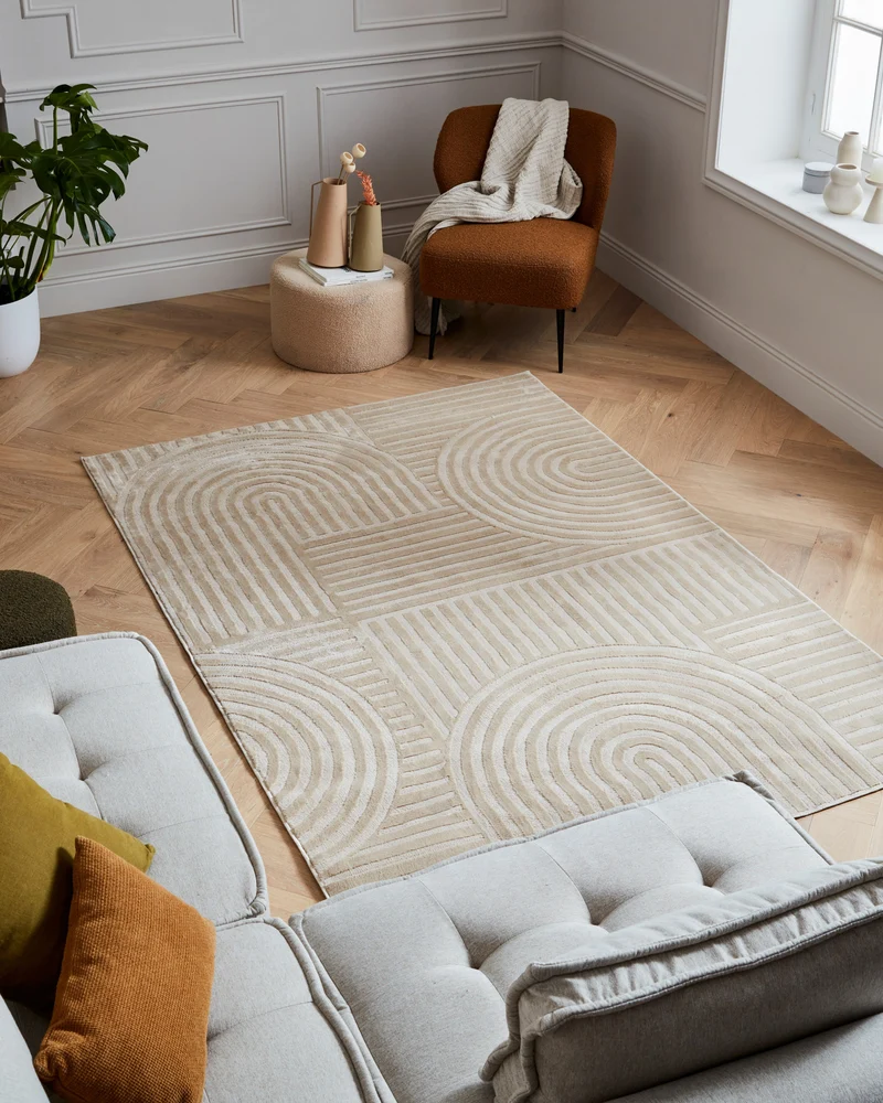 Tapis poils ras motif géométrique en relief beige : BLO1040BEI