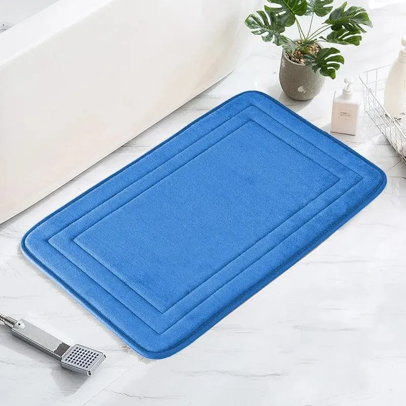 Tapis de bain bleu royal