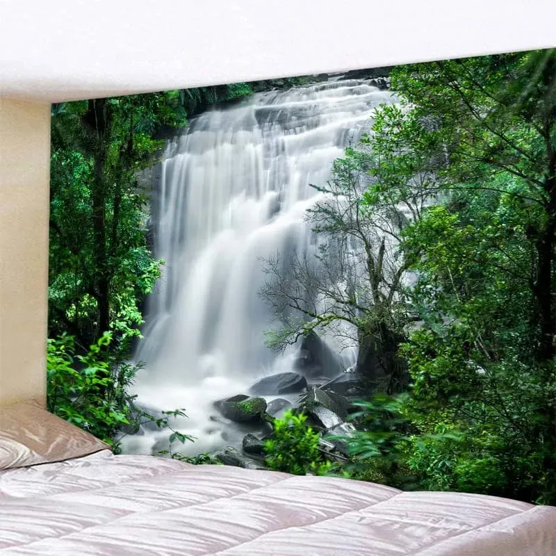 Tapis mural cascade forestière