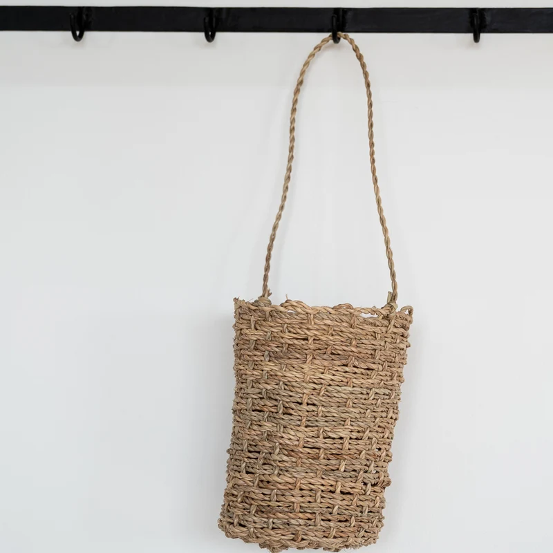 Petit panier ZEN à suspendre en corde de palmier