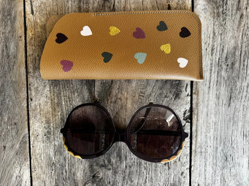 ÉTUI À LUNETTES EN CUIR LOVELY BABY