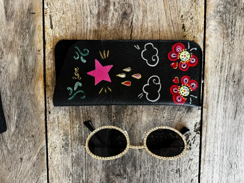 ÉTUI À LUNETTES EN CUIR DOLLY FOREVER