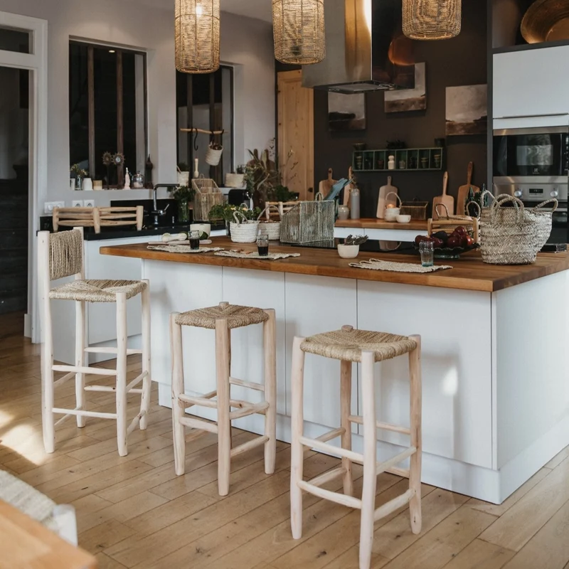 Tabouret de Bar BAA en Bois Naturel – Design Bohème & Authentique
