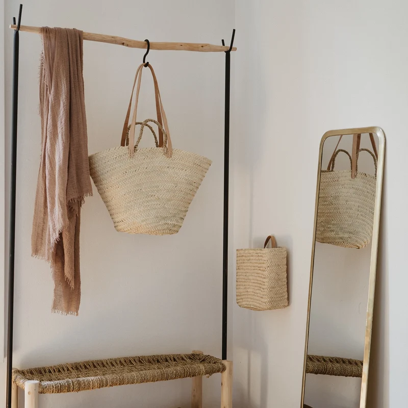 Panier Mural à Suspendre en Fibre Naturelle CLARA - Anse Cuir Véritable