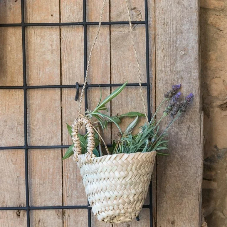 Corbeille Suspendue ARTIZAN Tressée en Feuilles de Palmier - Panier Bohème Naturel