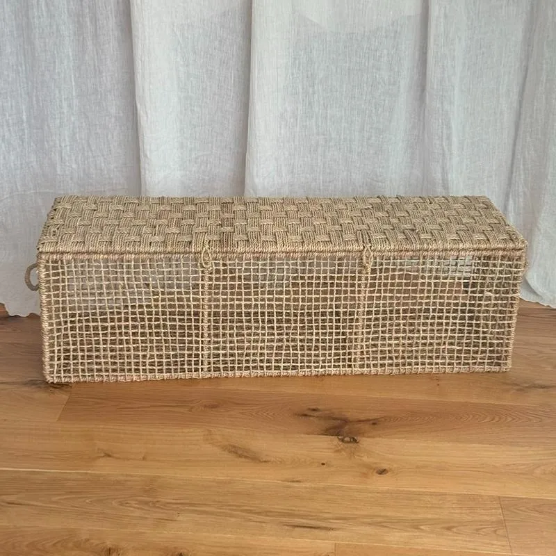 Grand coffre de rangement LINE tressé en palmier avec couvercle 116cm