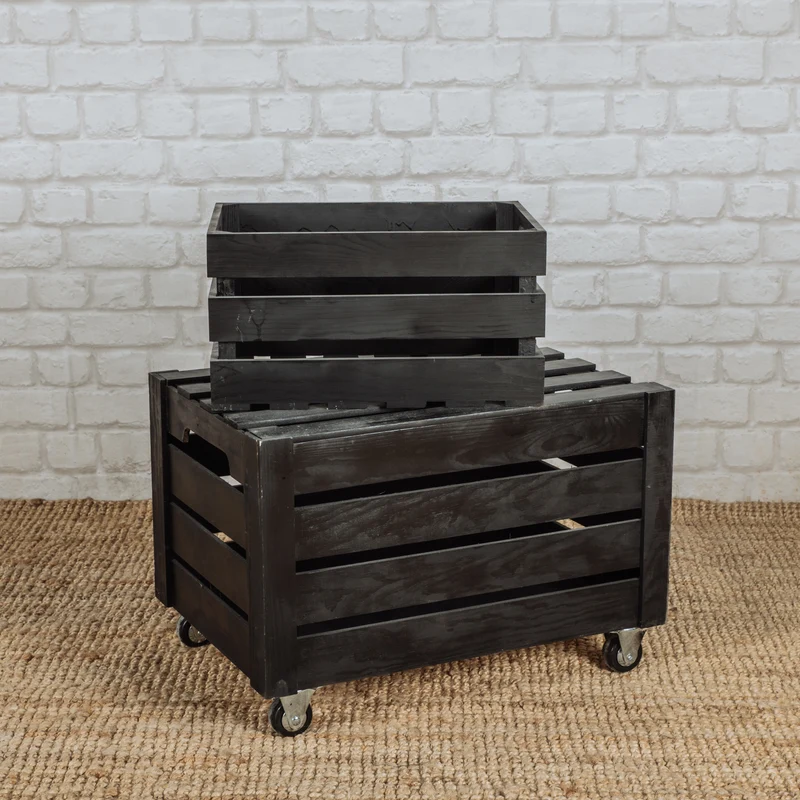 Caisse en bois noire