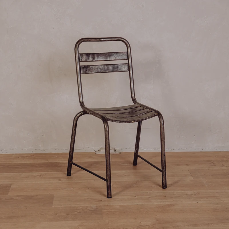 Chaise de bistro métal